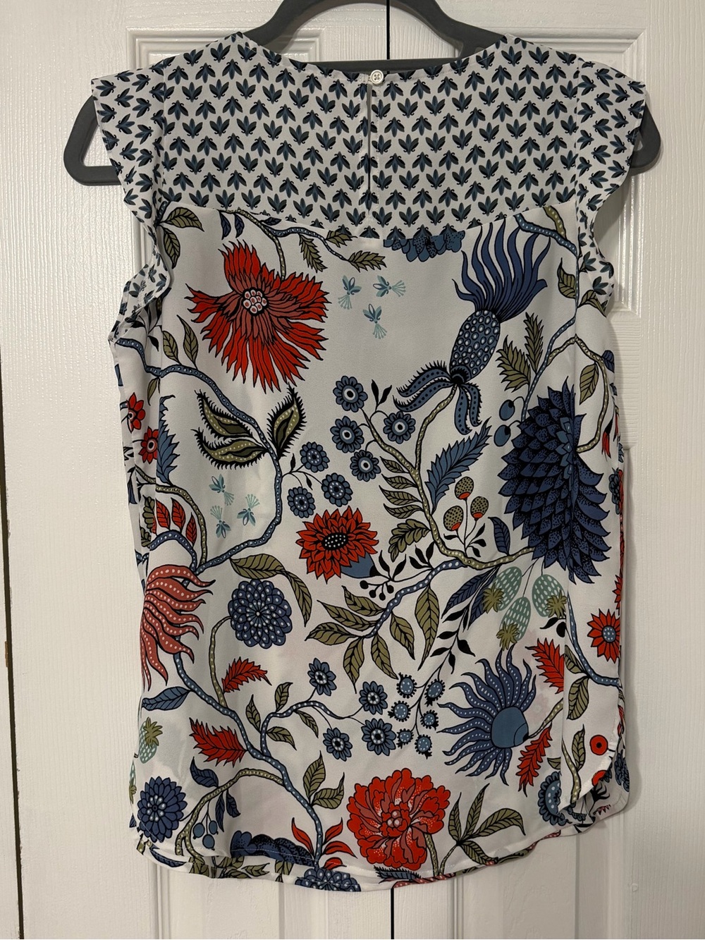 LOFT - Sleeveless Blouse - Blue Floral XS - Picture 2 of 4
